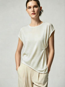 AMII | Summer Commuting Round Neck Joined Sleeve Asymmetrical Forked Hem Vinegarate T-Shirt