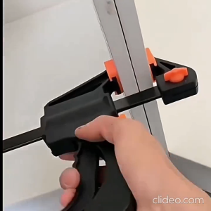 100mm 4inch Quick Release Clamps Plastic F Clamps Clip Grip Adjustable Woodworking Tool Bar Penyepit Kayu RANDOM COLOUR