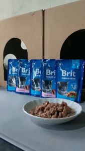100g Brit Premium Beef Stew Chicken Sterilised All Stages Adult Kitten Cat Cats Pet Wet Food Pouches