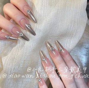 Luxurious Gradient Gold Shiny Diamond Nail Tips Handmade Wearable Bright Color Series Magic Mirror Powder Nail Art Accessories