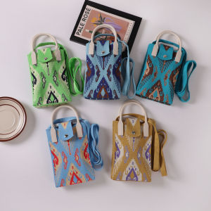 Edelweiss Pattern Crossbody Phone Bag Knitted Small Purse Coin Wallet Woven Single Shoulder Handbag Stylish Summer Tote
