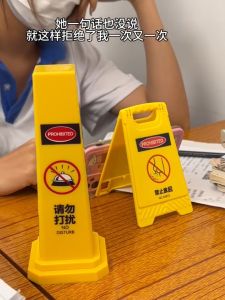 Portable Office Desk Pen Holder Storage Box Creative Warning Road Sign Reflective Cone Student Desktop Makeup Mirror