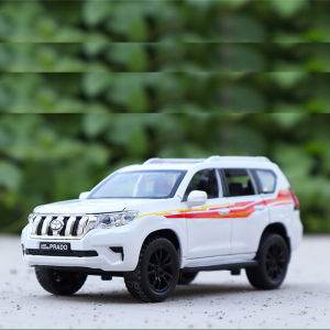 SHENGHUI | Sound and Light Pullback Car Model 1:32 Scale