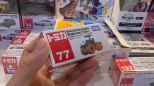 Mô Hình Xe Lu Tomica No.77-8 Hitachi ZC125M Road Roller - Hàng Chính Hãng
