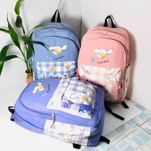 CCกระเป๋าเป้สะพายหลังกระเป๋าเป้ของผู้หญิงกระเป๋ามีหลายช่องกระเป๋าใส่หนังสือนักเรียนได้ใช้ iPad เล็บเท้าได้กระเป๋างานดีเป็นผ้ากันน้ำC