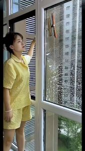 Window Cleaning Brush Glass Wiper for Bathroom Mirror Adjustable Long Handle Window Cleaner Squeegee Wiper Home Cleaning Tools