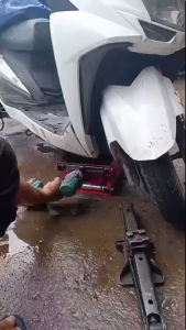 Bàn nâng gầm sửa chữa xe mô tô xe máy chuyên nghiệp Nâng ổn định nâng mạnh