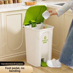 Step Open Lidded Trash Can