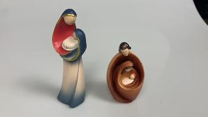 Nativity Scene Figurine & Holy Family Statue: Creative Resin Crafts for Home, Bedroom & Office