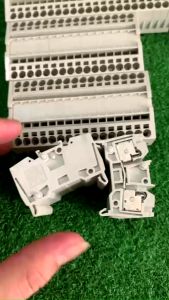 Cầu đấu TOGI VTH-2.5S domino 20A 0.08-2.5mm