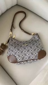 Tas Palomino Marlow Slingbag Warna Khaki dan Oat