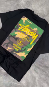 Kaos Stussy untuk Pria: T-shirt Stussy Camo Hitam & Desain Camo