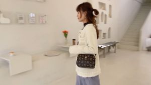 Fashion V Monogram Camera Bag Women Sling Bag Triple Zipper Female Crossbody Bag Wanita Beg Sandang