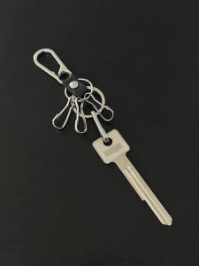 Retro Metal Keychain Pants Matching Hanging Decoration High-End Feel Small Batch Handbag Accessories Long Key Three Hook