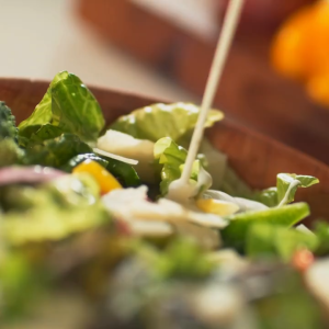 น้ำสลัดครีมงาคั่วสไตล์ญี่ปุ่น สูตรผสมถั่ว 5 ชนิด ขนาด 850 กรัม น้ำสลัด ตรา เพียวฟู้ดส์