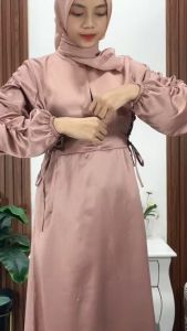 Demore Maxi Vanya: Bahan Berkualitas Tinggi & Desain Elegan untuk Pernikahan