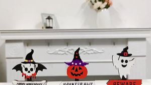 OSQ Halloween Cute Wooden Aesthetic Signage Guide Plaque Desk Top for Indoor and Outdoor Decoration
