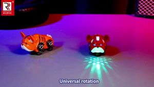 สุนัขหุ่นยนต์บลูด็อก หมูขาว มีไฟ มีเสียงเพลง สินค้าพร้อมส่งจากไทย