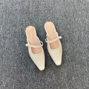 Closed Toe Half Slippers Womens Summer Outwear French Gentle Low Heel Shoes Pearl Fairy Style Flats One-Strap Muller Sandals