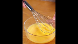 Stainless Steel French Whisk 12 Inch Egg Beater for Baking Cooking Mixing Cream Batter 打蛋器