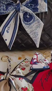 Gantungan Tas Aesthetic Pita Busur / Gantungan Kunci Aksesoris Mobil Pita Busur / Premium Bag Charm