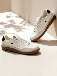 Erke | Lightweight Sneakers