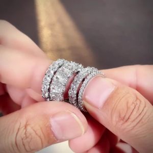 Huitan 4Pcs/Set Temperament Women Ring Full Shining CZ Luxury Party Wedding Lady Wearable Accessories Chic Jewelry for Versatile