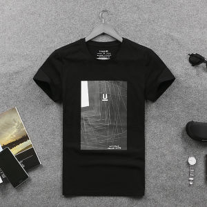 เสื้อยืดแขนสั้นผู้ชายสไตล์ยุโรปแบบใหม่ฤดูร้อนชุดผู้ชายคอกลมพิมพ์ลายมีสไตล์เฉพาะตัวเสื้อแขนสั้นเข้ารูปอินเทรนด์