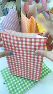 Paper Bag Pembungkus Kue Kering | Paper Bag Colorful | Kantong Kertas Serbaguna Motif Kotak Berwarna | Kantong Kertas Roti