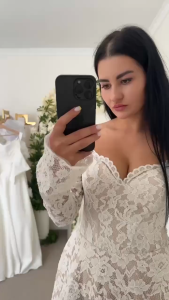 GAUN PERNIKAHAN WEDDING DRESS  SABRINA  BAHU TERBUKA  LENGAN PANJANG WEDDING DRESS