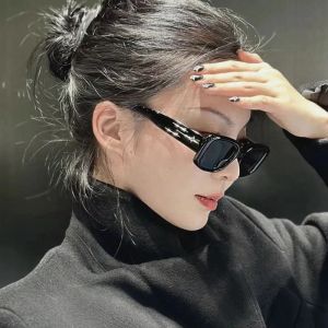 🔥🔥Roman Holiday Fashion Retro Meteor Sunglasses Spicy Girl Y2k Sunglasses Men and Women UV Resistant Advanced Sense Sunglasses High -definition Radiation Driving Glasses