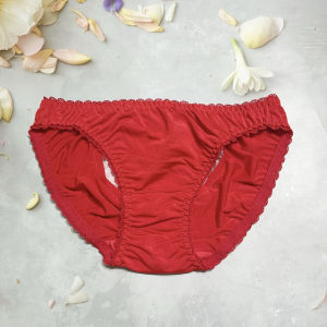 Sweet Style Womens Underwear Milk Silk Quick Dry mid Low Waist Lace Briefs Versatile Solid Color Multiple Colors Ladies Panties