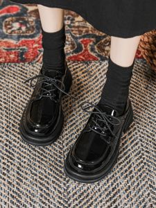 Plus Size Womens Shoes 41-43 Flats Japanese Style Authentic Leather British Style College Plaid Loafers Small Leather Shoes Shoes Work Clothing