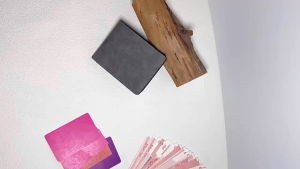 2025 New Arrival Mens Denim Jacket & Wallet Set - Spring Autumn Retro American Style Lapel Short Thick Cardigan with Embroidered Logo Simple Logo-Free Mens Leather Wallet Factory In-Stock Wholesale for Cross-Border E-Commerce