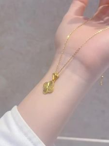 18K Saudi Gold Pendant Necklace Nasasangla Pawnable 100% Original Four Leaf Clover Double-Sided Charm for Women Gift Hypoallergenic Elegant Jewelry – Philippines Hot Sale
