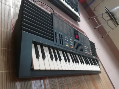 đàn organ Yamaha pss 390