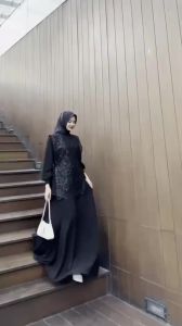 Senja Dress Gamis Brokat Warna Hitam Sage Terbaru 2023 Bahan Ceruty Babydoll Dress Set Inner + Outer Gamis Baju Kondangan Dewasa Murah Dress Pesta Gaun Bridesmaid Gamis Tangan Balon Kekinian Dress Panjang Model Terbaru Dress Remaja COD-KL