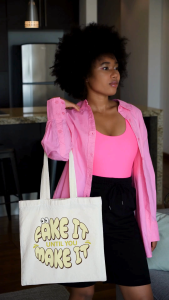 Tote Bag Kanvas Typographic Kekinian Aesthetic Resleting Tebal Muat Laptop Wanita Pria