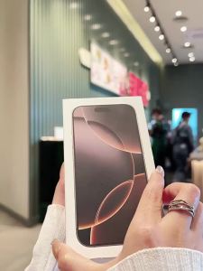 Ốp Lưng Không Dây Từ Tính Mờ Cao Cấp Chống Sốc Kép Chống Trầy Xước Chống Trượt Cho iPhone 16 Pro Max Plus Chất Liệu TPU PC