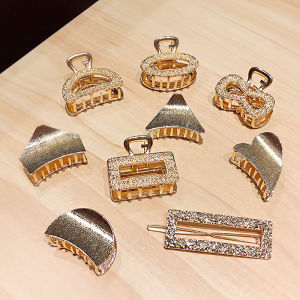 Fashion Hollow Heart Metal Hair Claw Clips Simple Non Slip Mini Gold Geometric Bangs Barrettes Hair Jaws For Women Girls Daily