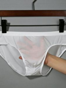 กางเกงชั้นในชายทรงสามเหลี่ยมแบบสวมสบาย ผ้าไหมน้ำแข็ง ไร้รอยตะเข็บ กางเกงขาสั้นโปร่งใส ทรงหลวม กางเกงชั้นในชายสีพื้น