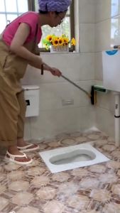 Combo Dọn Nhà 3 Món : Chổi Chà Cọ Nhà Vệ Sinh + Chổi Quét Trần Nhà + Bàn Chải Khe Hẹp - Hãng miDoctor