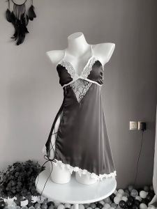 ชุดแม่บ้านลูกไม้เปิดหลังผ่าข้าง2534 จัดส่งที่รวดเร็ว