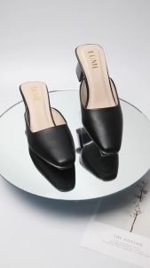 Sục nữ mũi Vuông màu Kem Lume da PU cao cấp đế cao su non chống trơn trượt cao 3cm - 5cm