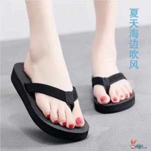 Summer Fashionable Foam Bottom Womens Sandals Slip-On Flip Flops Casual Wear Comfortable Flat Heel Color Block Design