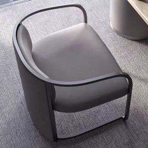 Modern Minimalist Designer Chair Nordic Style Metal Luxury Home Villa Private Club Dining Chair Leather Seat Adult Furniture