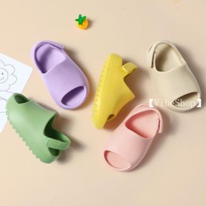 แฟชั่นรองเท้าแตะลําลองสําหรับเด็กผู้ชายผู้หญิงพร้อมพื้นนุ่มกันลื่น【BabyBuddyShop】