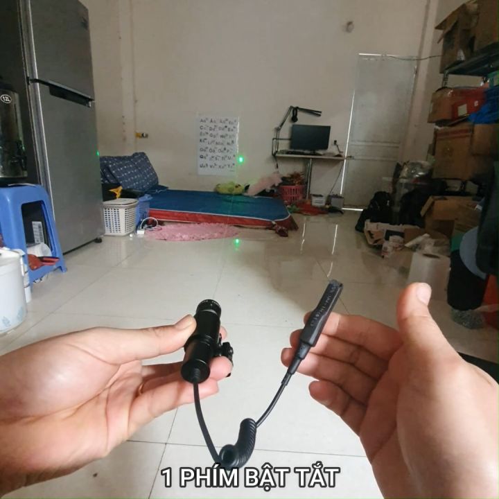 Các Loại Đèn Laze Kim Loại Pin Sạc D11 Tia Đỏ và Tia Xanh Lá Chỉnh Tâmm ...