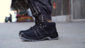 High Cut Safety ComfortableSafety Shoes Work Boot Footwear Steel Toe Shoe Oil Resist anti-Smash Protective Foot Safety Footwear Safety Footwear
