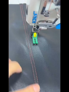 Chân vịt NHỰA BÁNH XE CÓ RĂNG RÃNH RỘNG 2MM MẪU MỚI dùng cho máy may 1 kim công nghiệp(giá 1 cái)